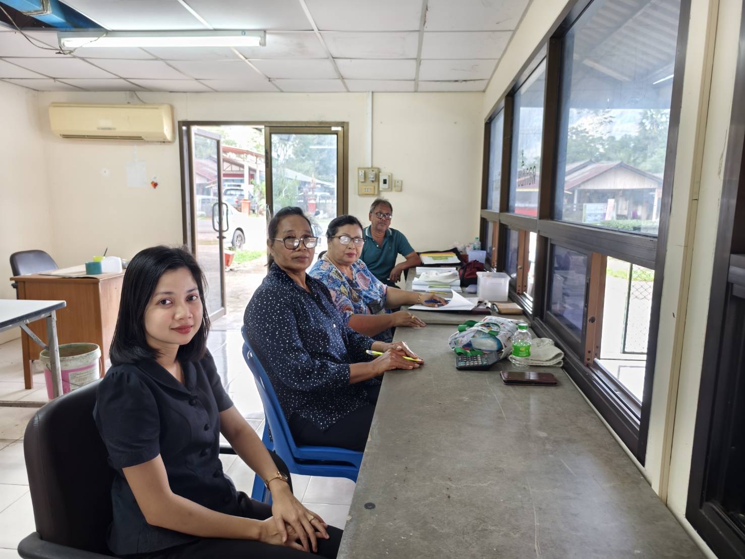 📌พช.ควนขนุน ลงพื้นที่ติดตามการชำระหนี้ของสมาชิกกลุ่มออมทรัพย์เพื่อการผลิตบ้านโรงรม หมู่ที่ 10 ตำบลนาขยาด